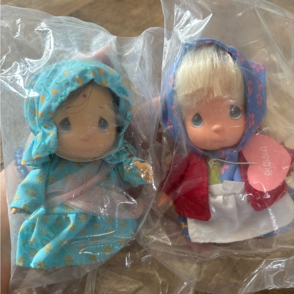 VINTAGE PRECIOUS MOMENTS MINI HI BABIES Set of 2